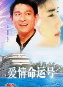他趴我两腿中间舔我出水视频